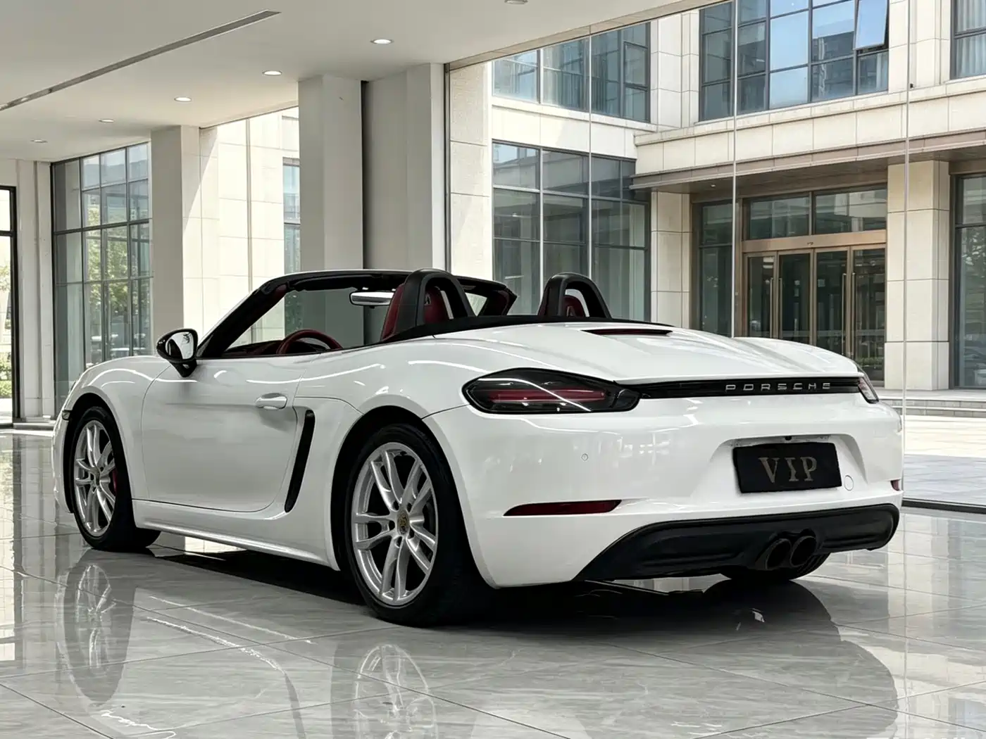 Porsche 718 2016 Boxster 2.0T фото 9