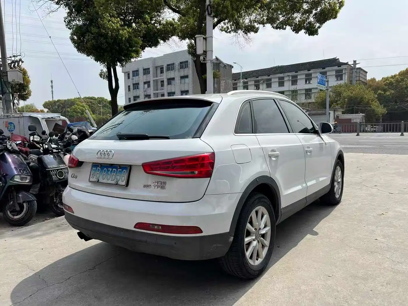 Audi Q3 2015 35 TFSI Comfort фото 4