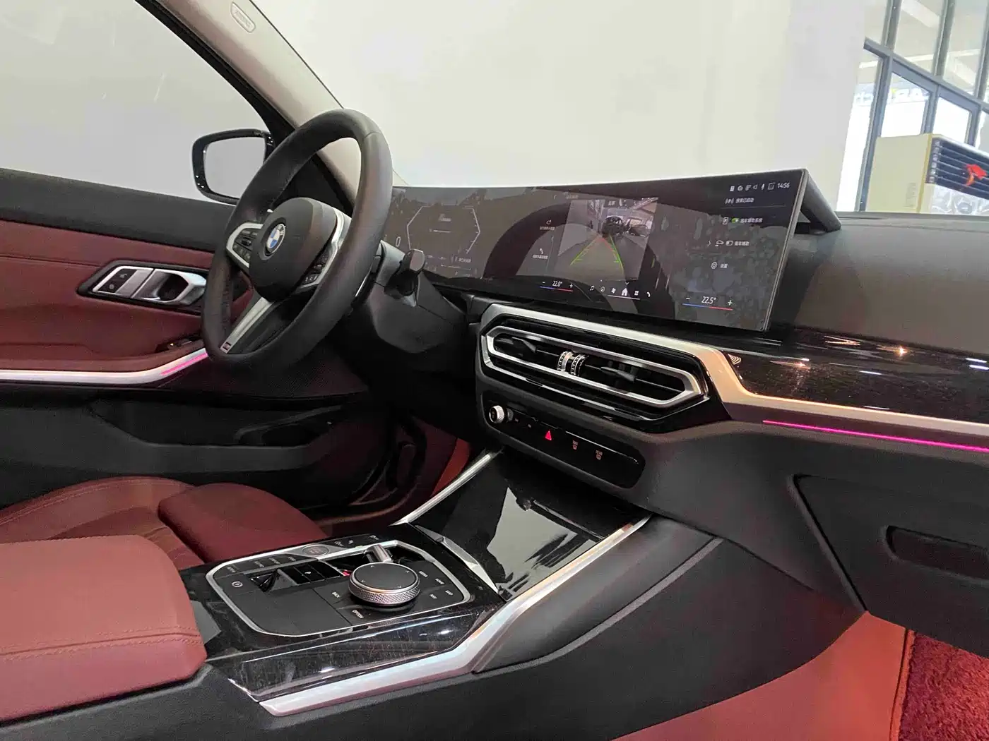 BMW 3 Series 2024 325Li M Sport Package фото 29