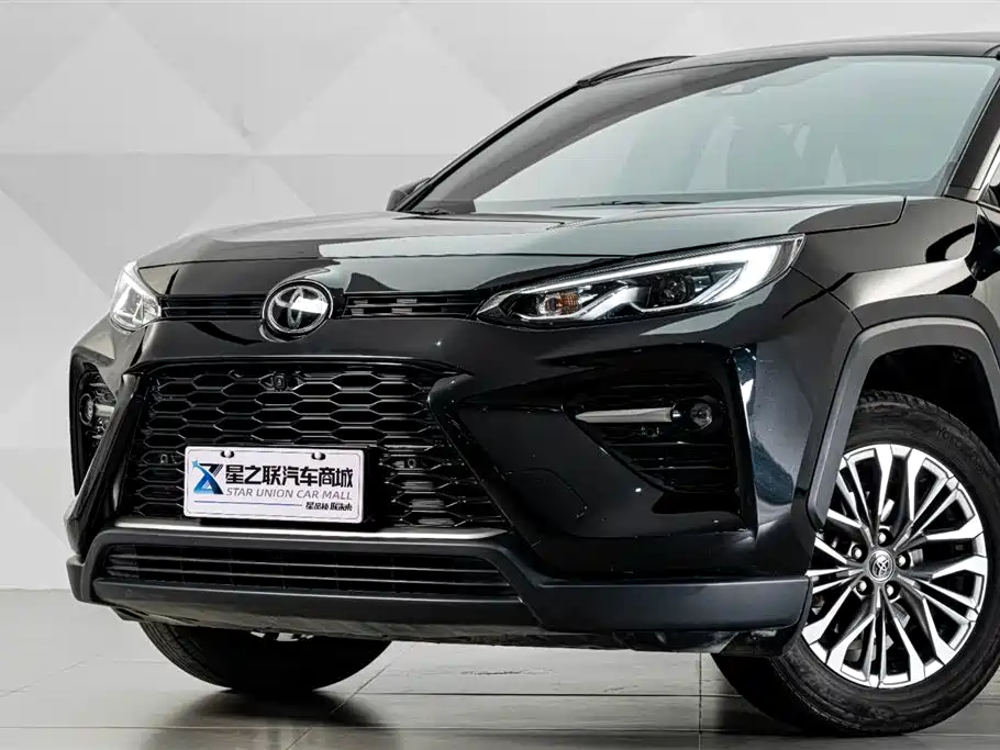 Toyota Wildlander 2023 2.0L CVT FWD Luxury PLUS фото 2