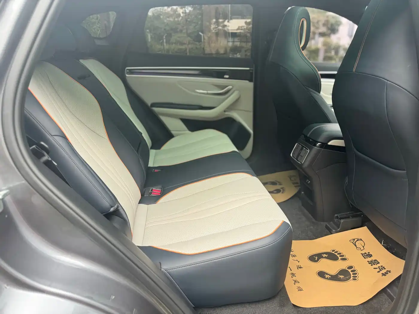 BYD Song PLUS PHEV 2021 DM-i 51KM Honor фото 16