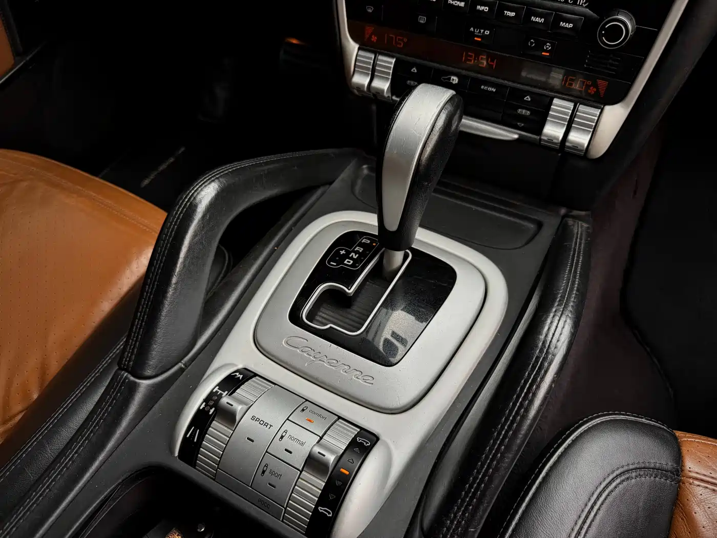 Porsche Cayenne 2009 2008 Cayenne Turbo S 4.8T