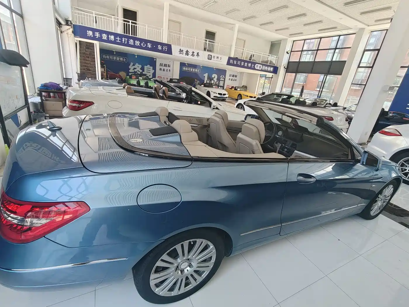 Mercedes-Benz E-Class (Import) 2011 E 260 CGI Convertible фото 3