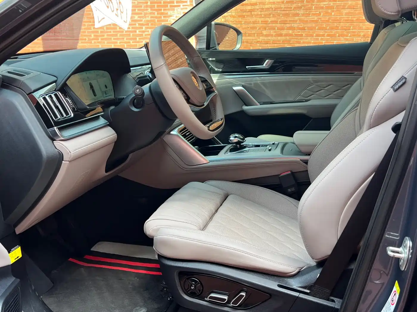BYD Tang New Energy 2024 DM-i Glory Edition 200KM Flagship фото 6