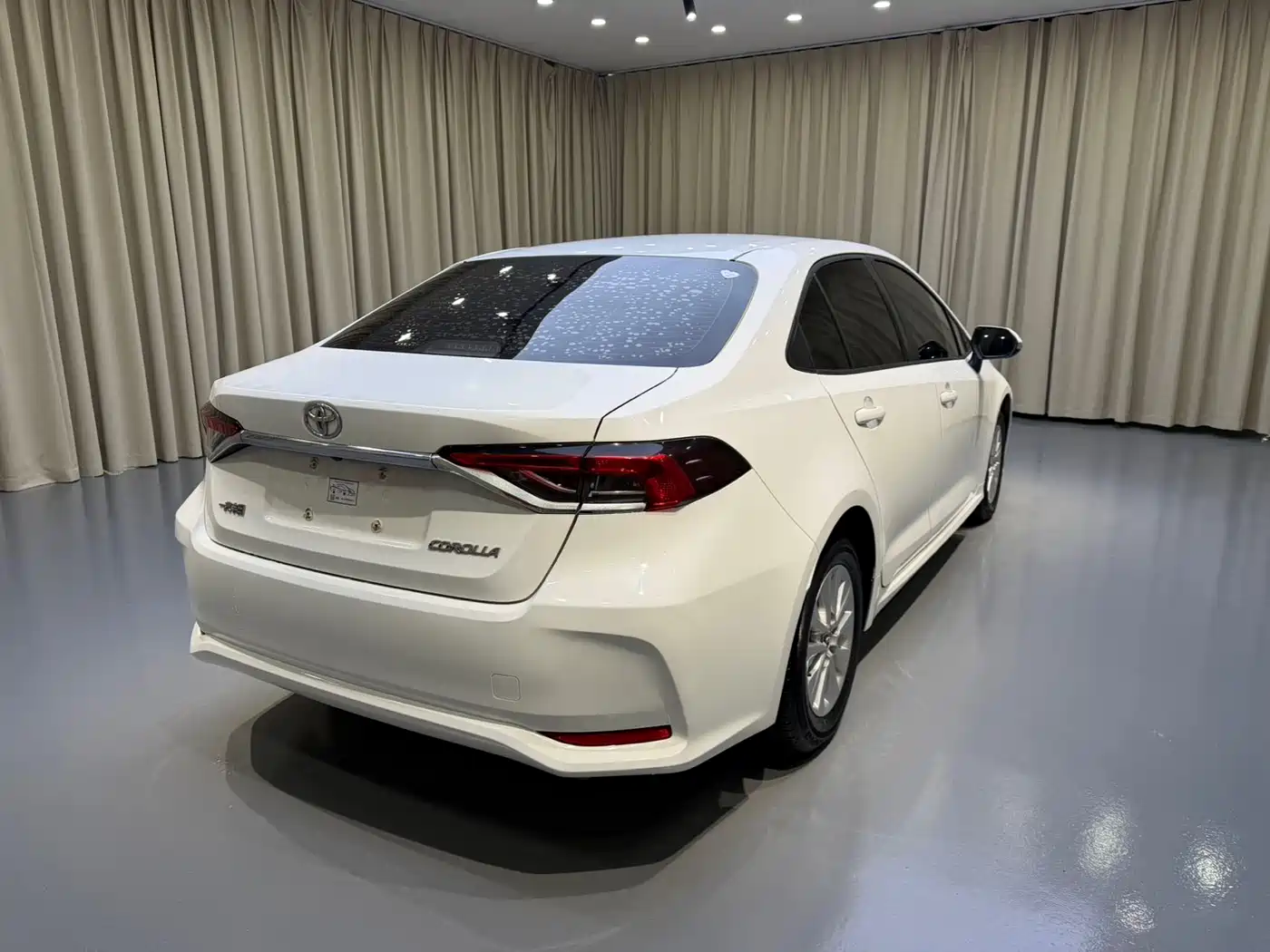 Toyota Corolla 2021 TNGA 1.5L CVT Elite Edition фото 12