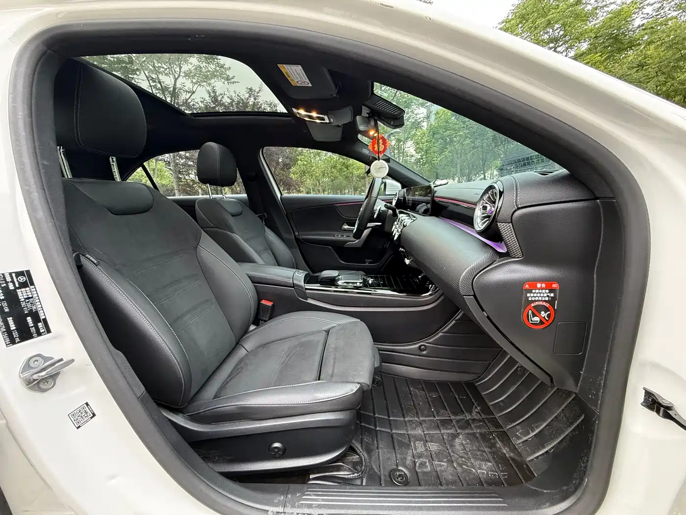 Mercedes-Benz A-Class 2021 A 200 L Sport Sedan Fashion Edition фото 17