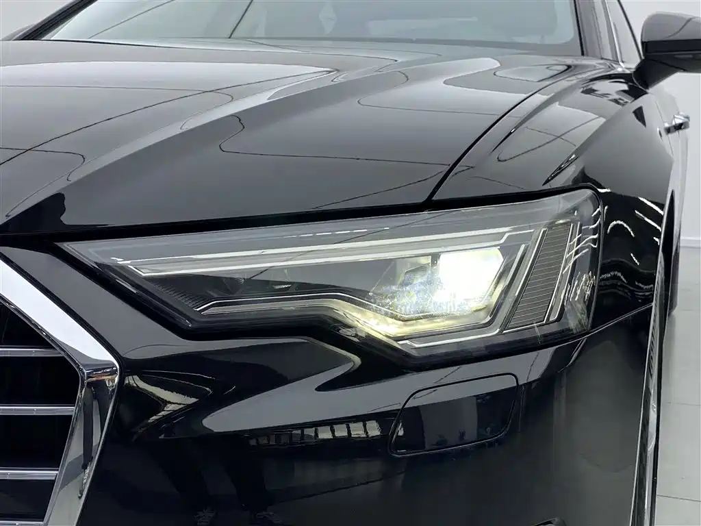 Audi A6L 2021 45 TFSI quattro Exclusive Elegance фото 31