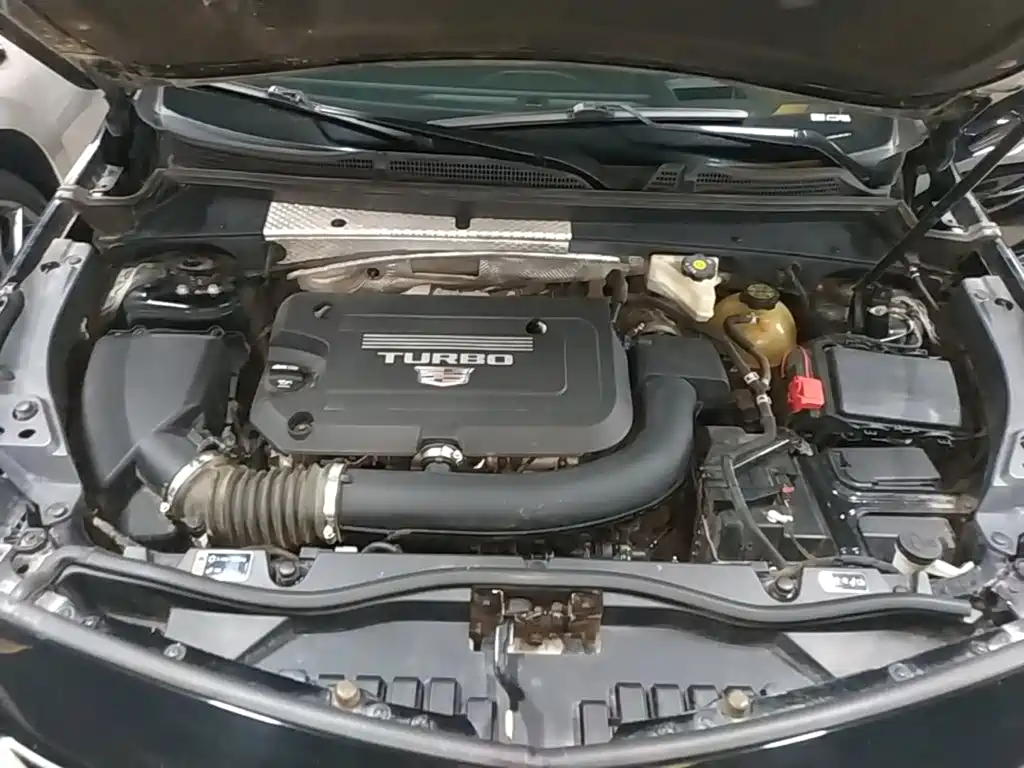 Фото 20 - Cadillac XT4