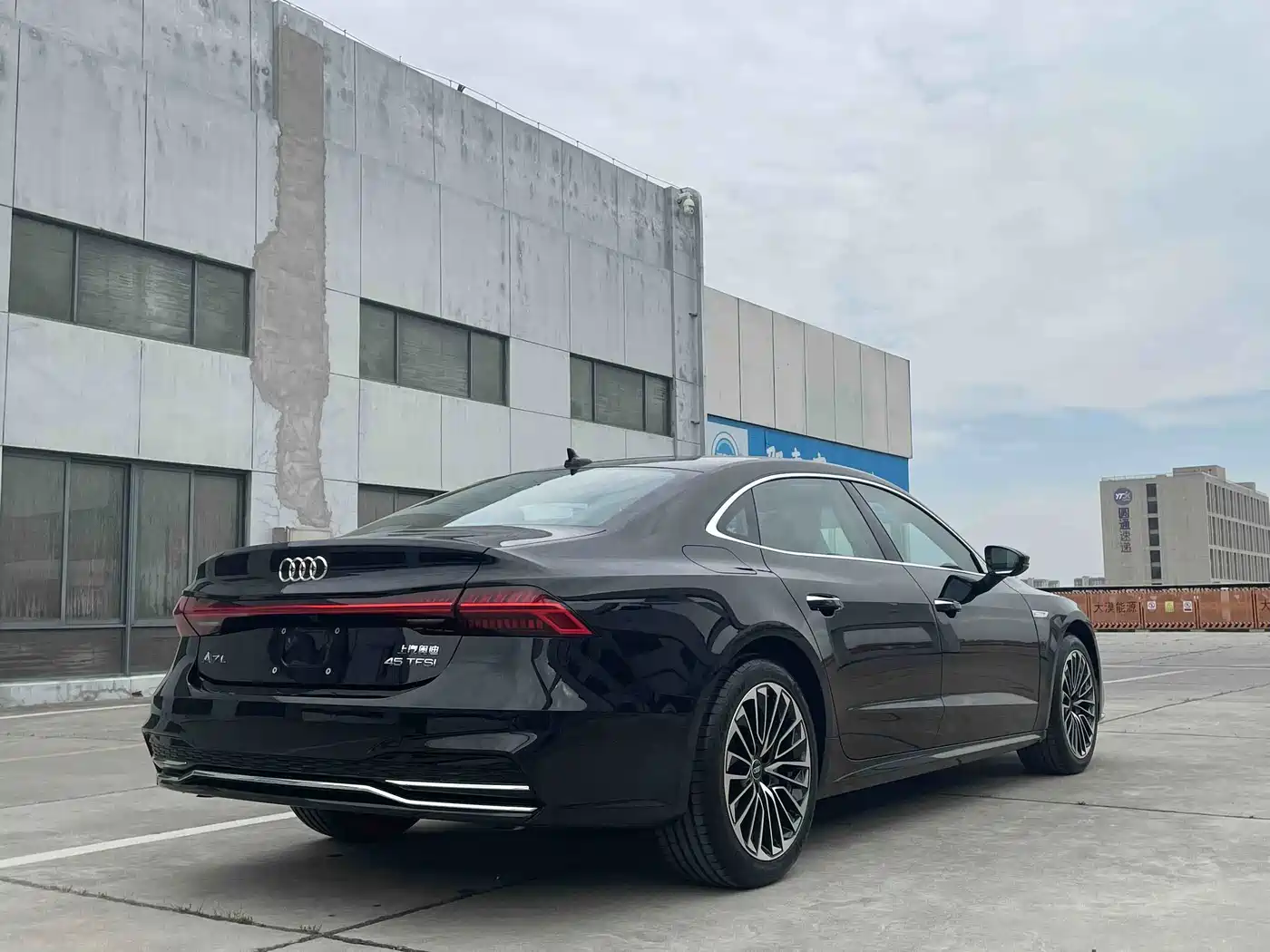 Audi A7L 2026 2025 Model Year 45 TFSI Luxury