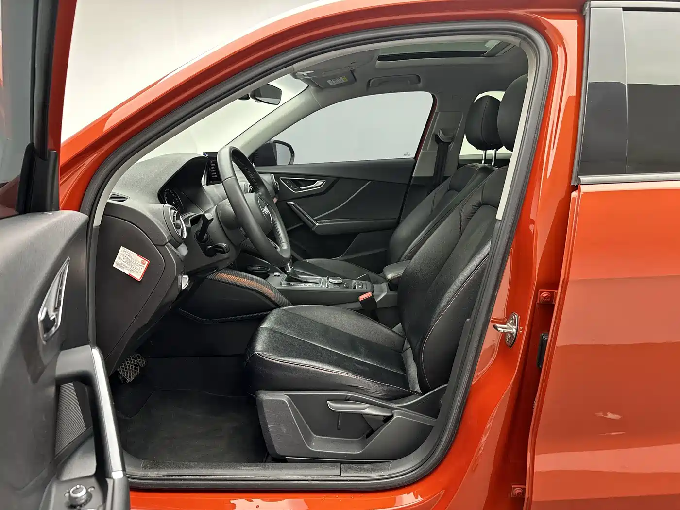 Audi Q2L 2018 35 TFSI Launch Exclusive Edition China VI фото 15