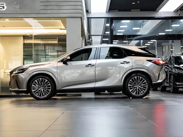 Lexus RX New Energy 2023 450h+ 4WD Enjoyment — фото 4