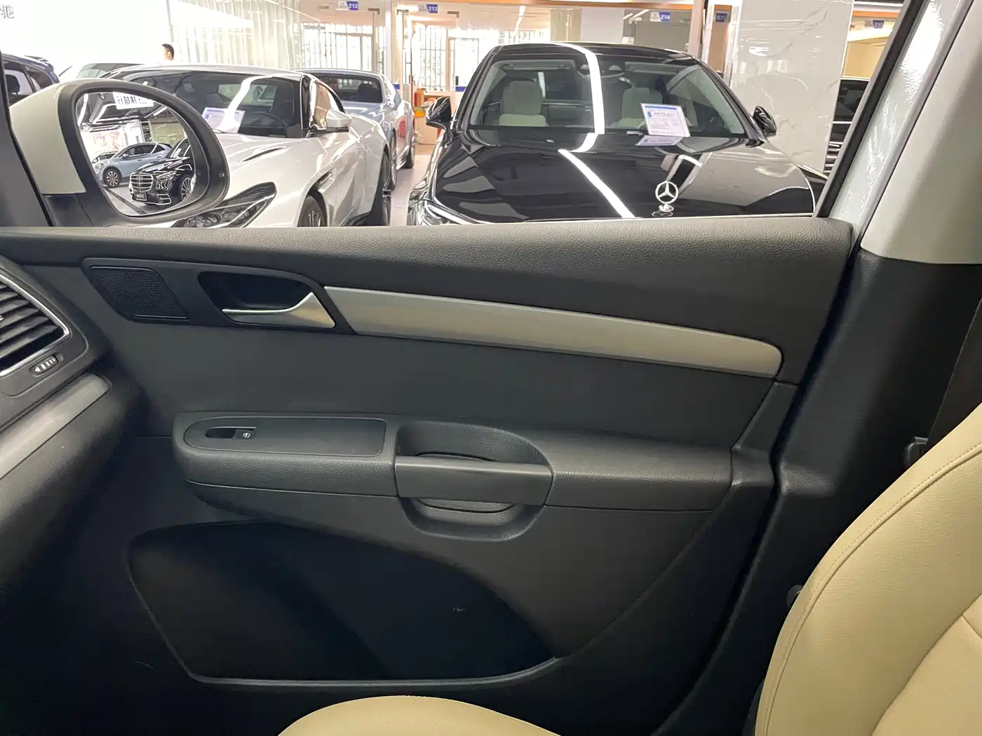 Volkswagen Sharan 2013 1.8TSI Standard фото 17