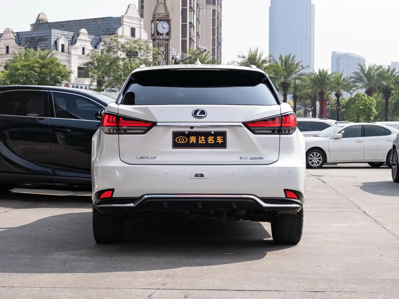 Фото 5 - Lexus RX