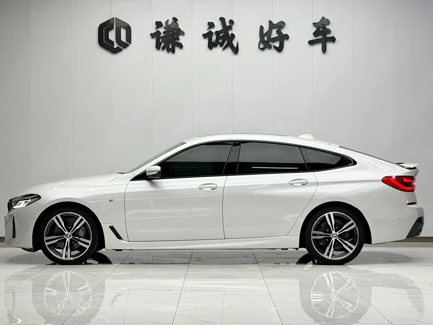 BMW 6 SERIES GT