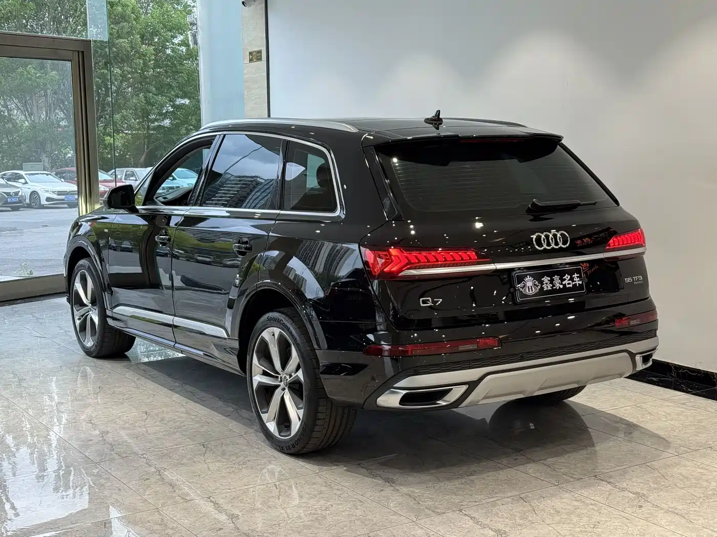 AUDI Q7