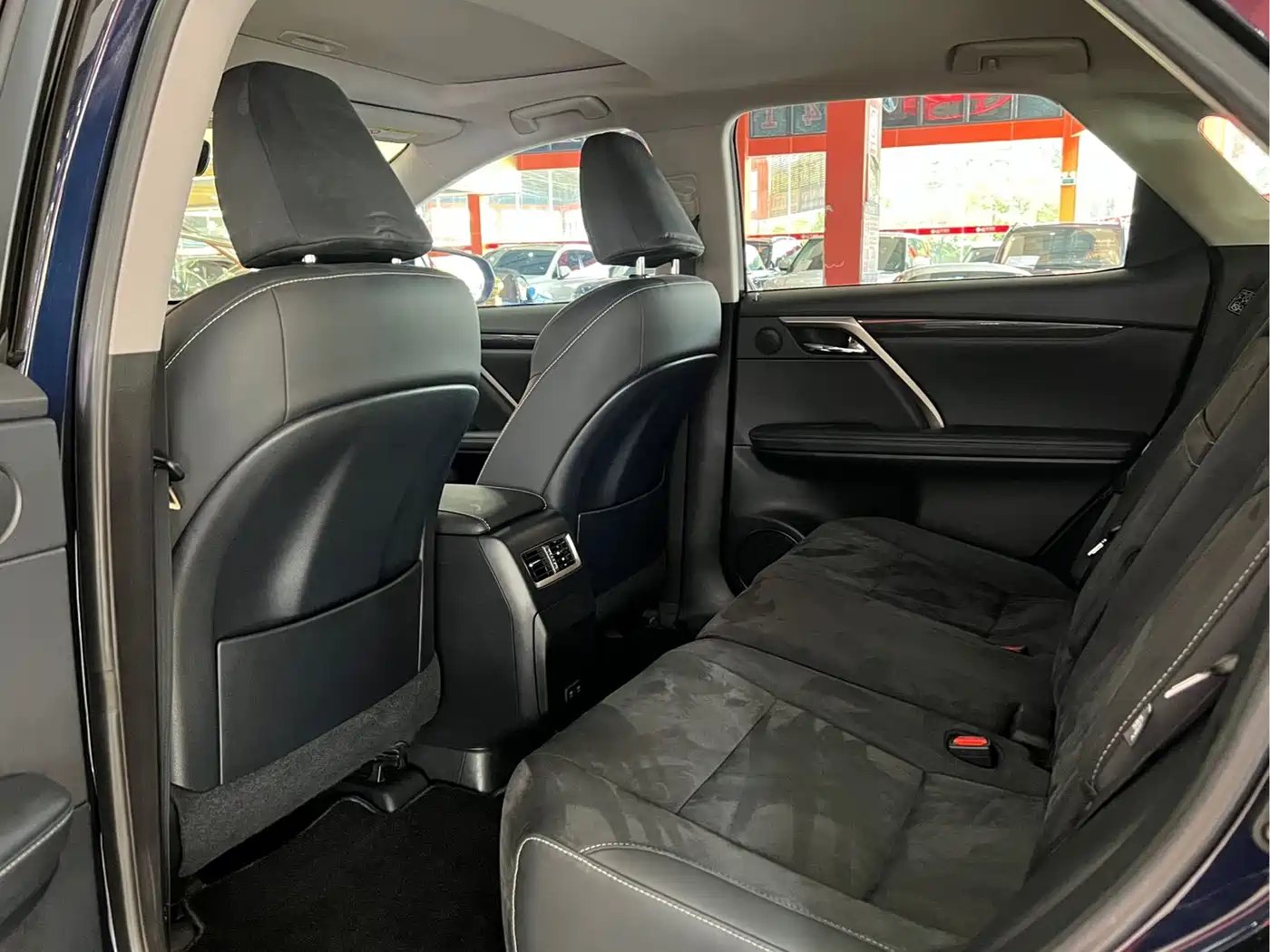 Lexus RX 2020 Facelift 300 2WD Elite Edition фото 8