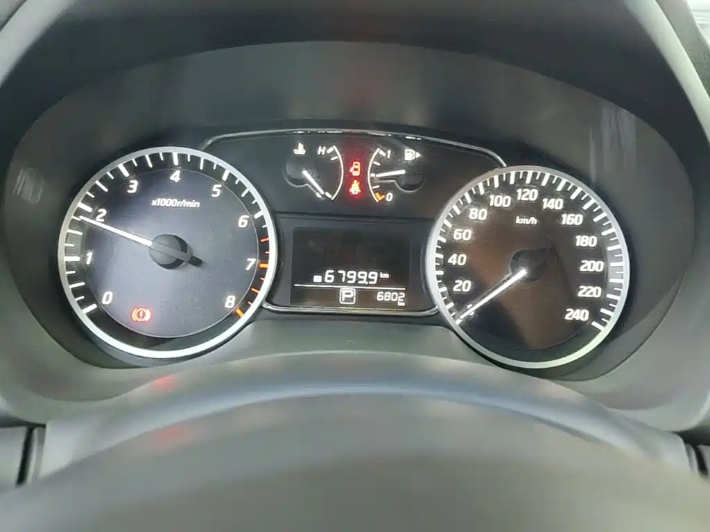 صورة 12 - Nissan Sylphy