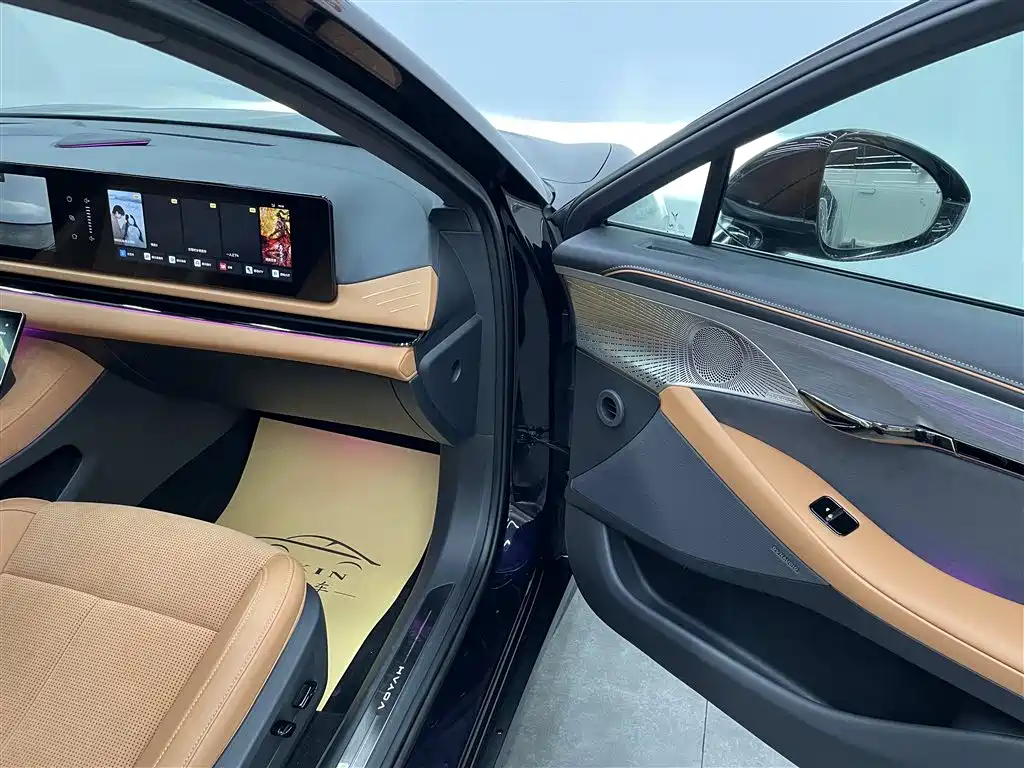 Voyah Auto VOYAH Zhuiguang 2024 PHEV AWD Ultra Long Range Flagship фото 18