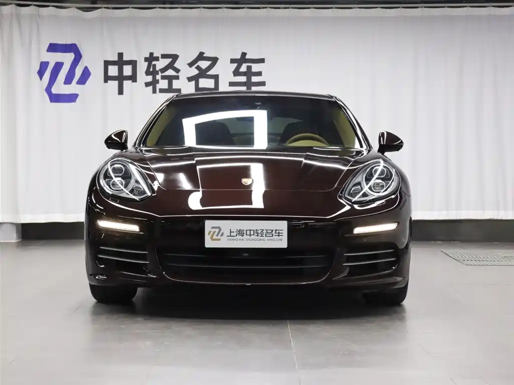 Porsche Panamera 2014 Panamera 4 3.0T фото 2