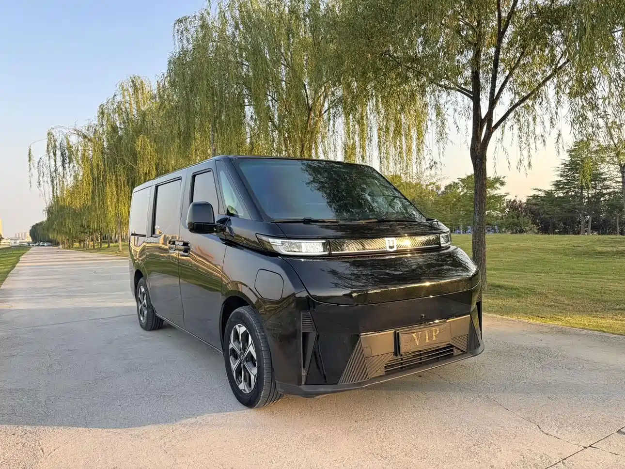 Фото 2 - Yuan Cheng Geely Xingfu