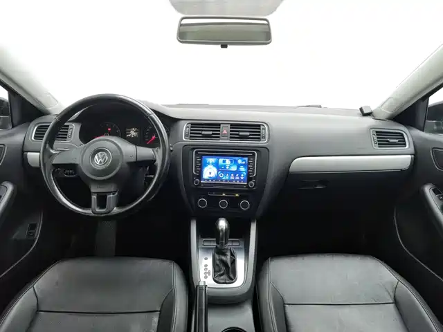 Volkswagen Sagitar 2014 Facelift 1.6L Automatic Leading Version — фото 5