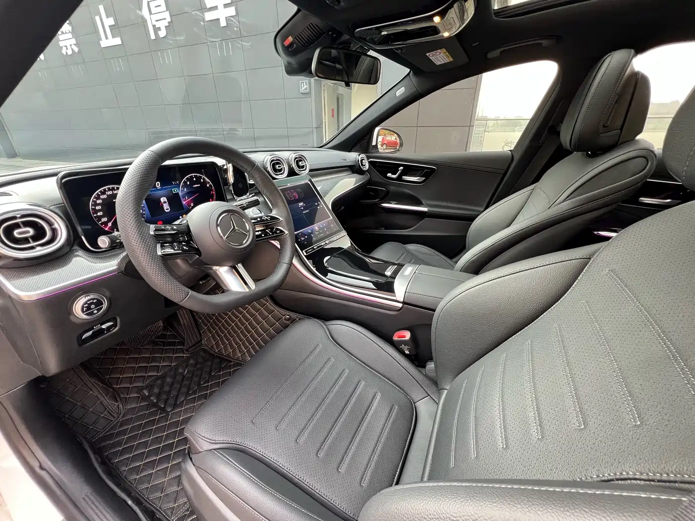 Mercedes-Benz C-Class 2024 C 260 L Sport фото 9