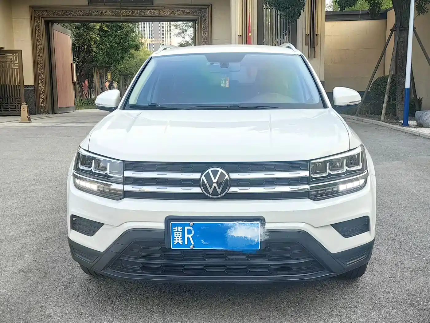 Volkswagen Tharu