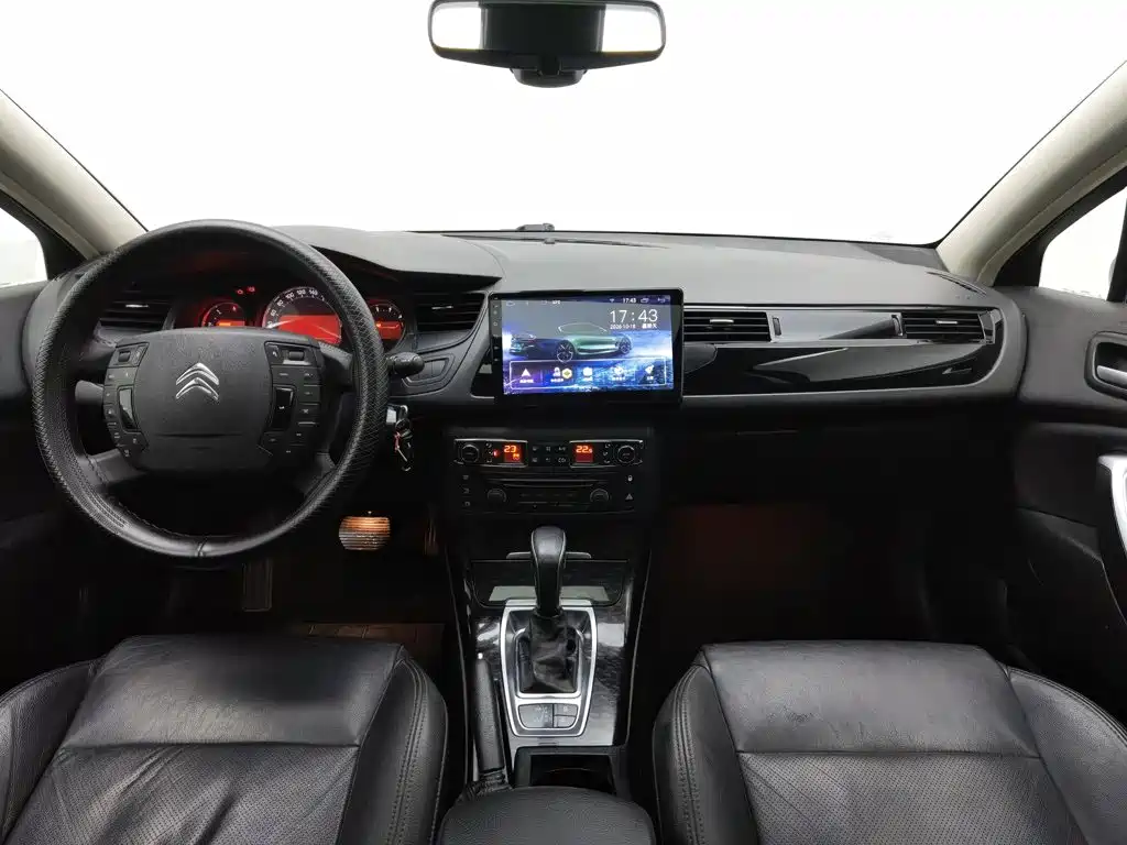 Фото 5 - Citroën C5
