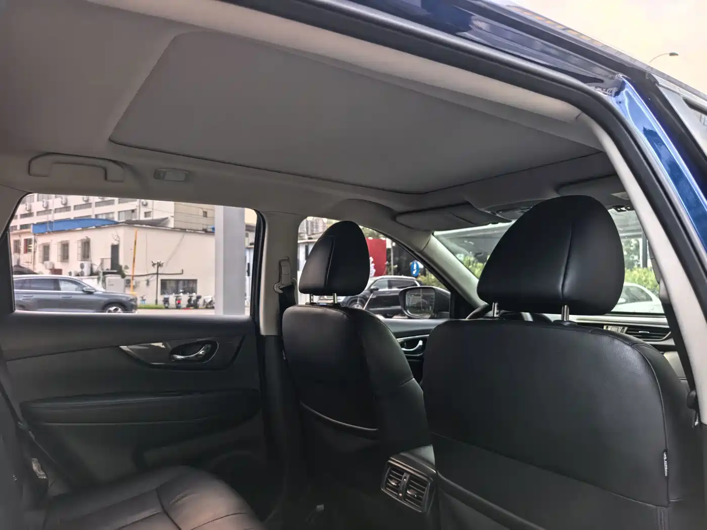 Фото 21 - Nissan X-Trail