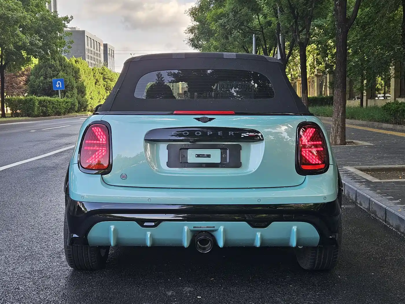 MINI JCW 2025 JOHN COOPER WORKS CABRIO фото 5