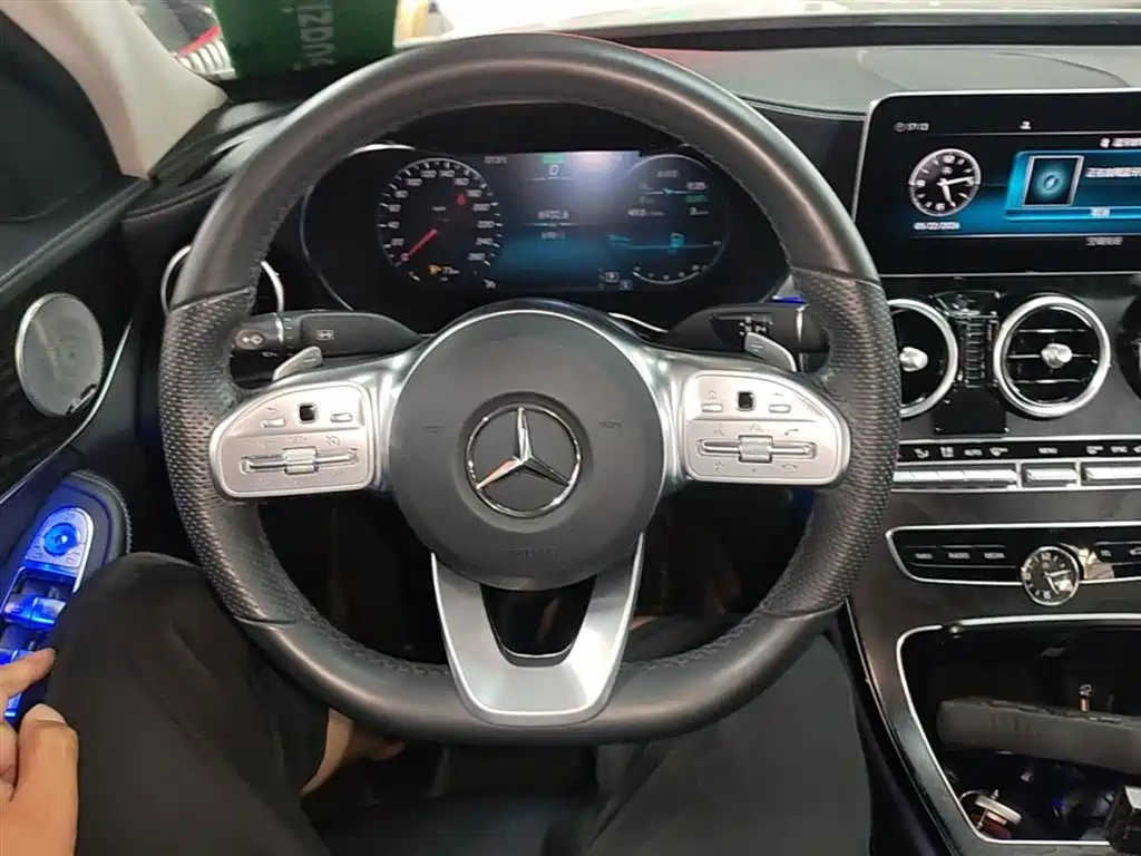 MERCEDES-BENZ CLASS C