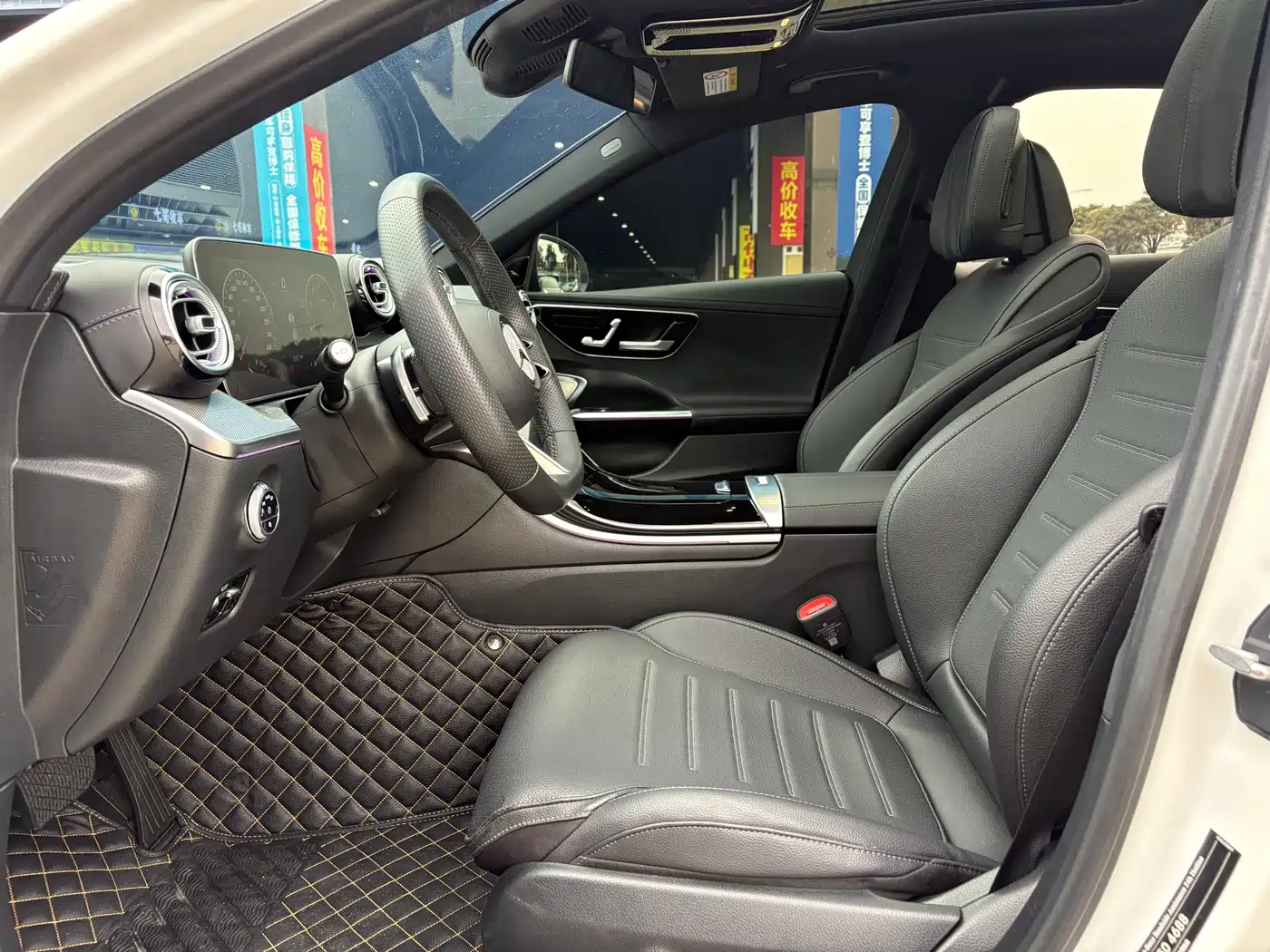 Mercedes-Benz C-Class 2024 C 260 L Night Edition Sport фото 12