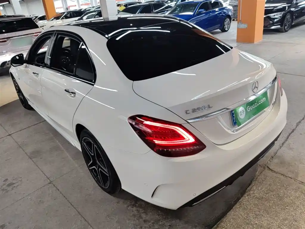 MERCEDES-BENZ CLASS C