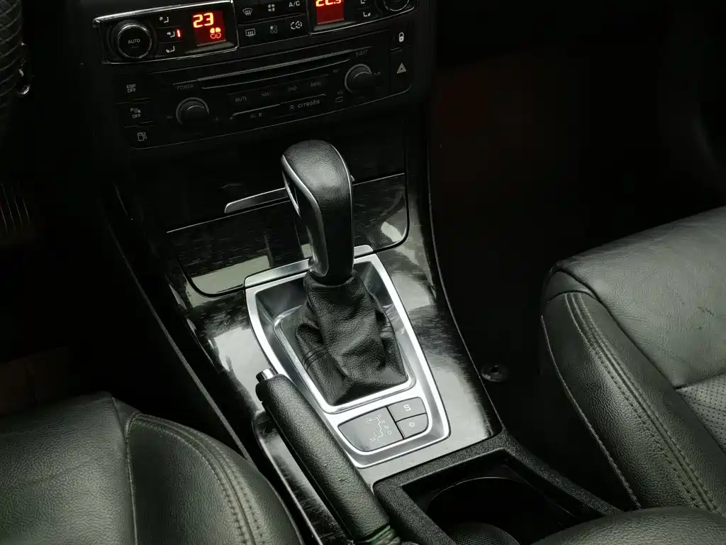 Фото 13 - Citroën C5