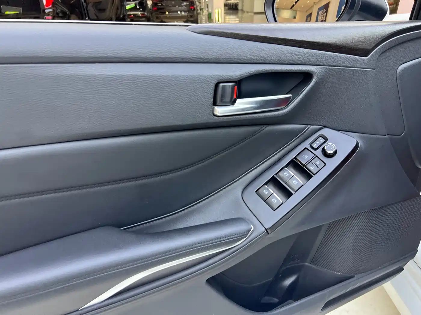 Toyota Avalon 2019 2.0L Luxury Edition (China VI) фото 18