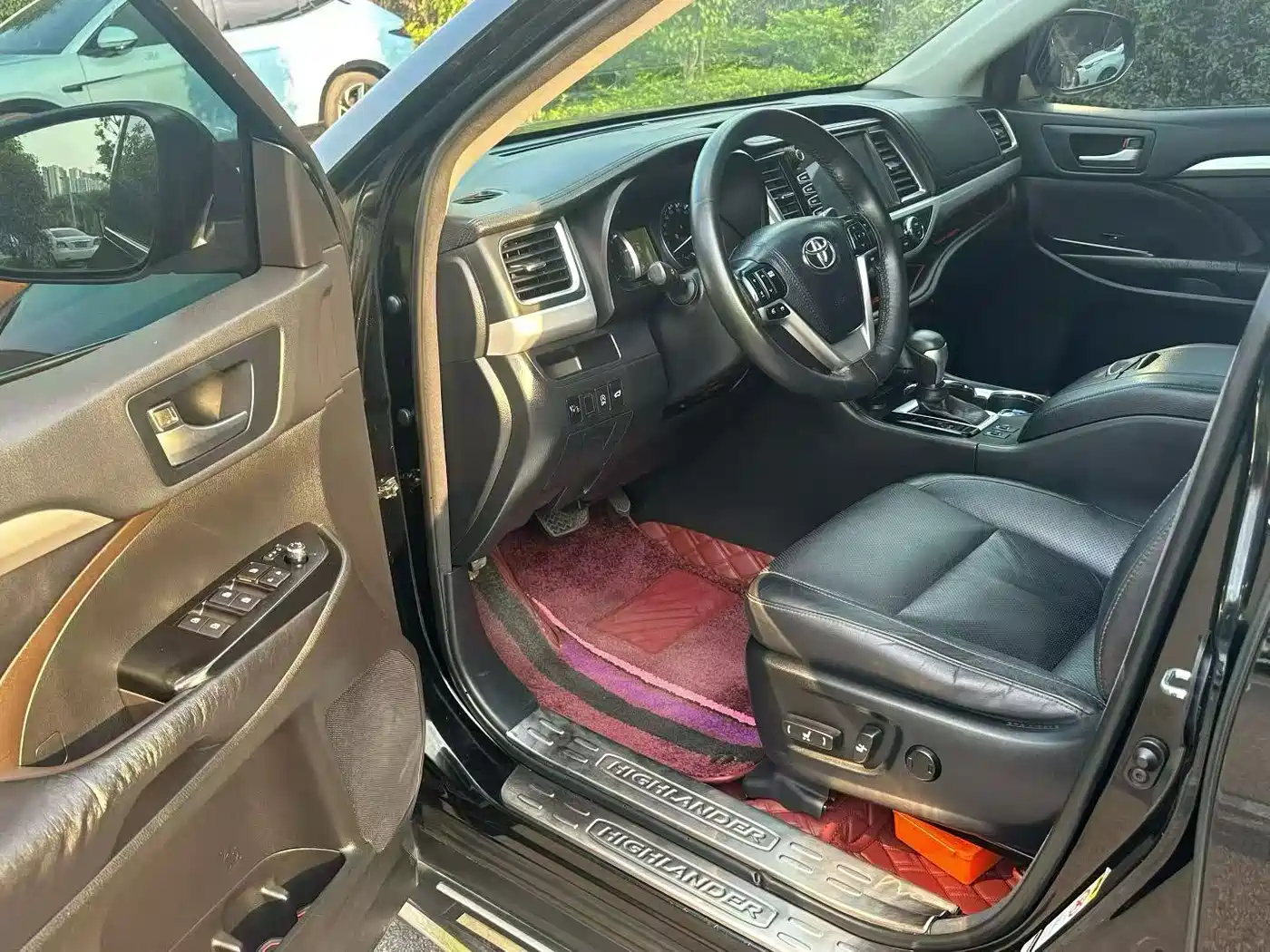 Toyota Highlander 2015 2.0T AWD Luxury Edition 7-seater фото 4
