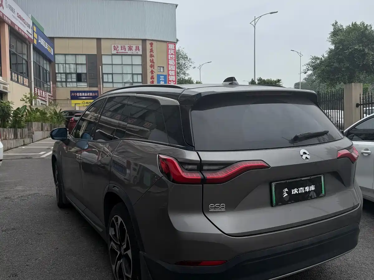 NIO ES8 2018 2018 Founder Edition