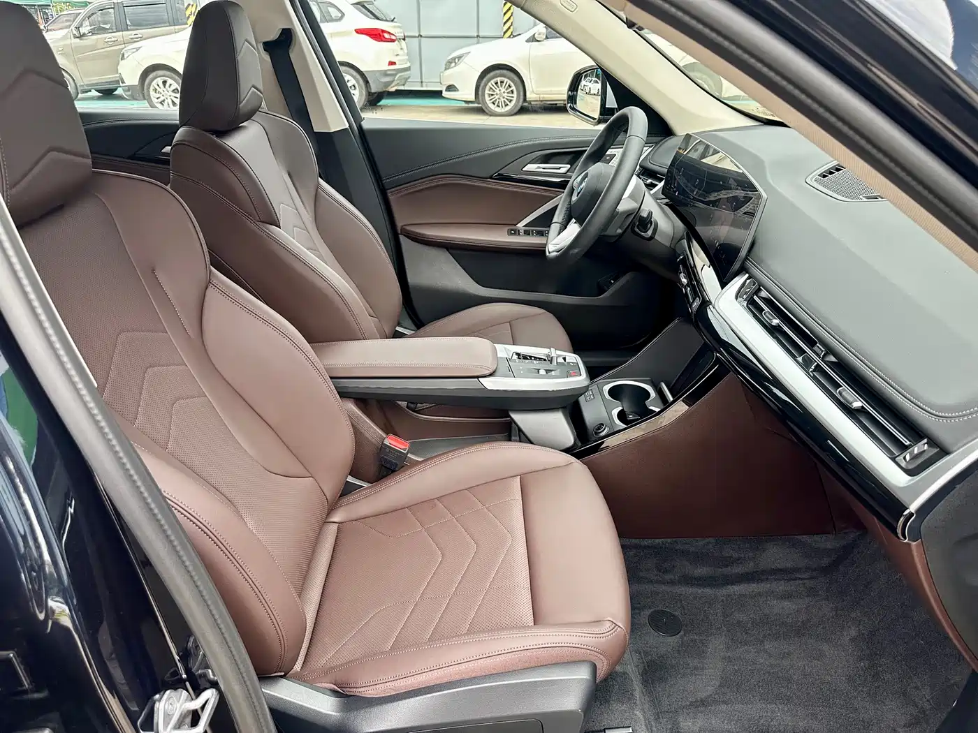 BMW X1 2024 sDrive25Li X Design Package фото 12