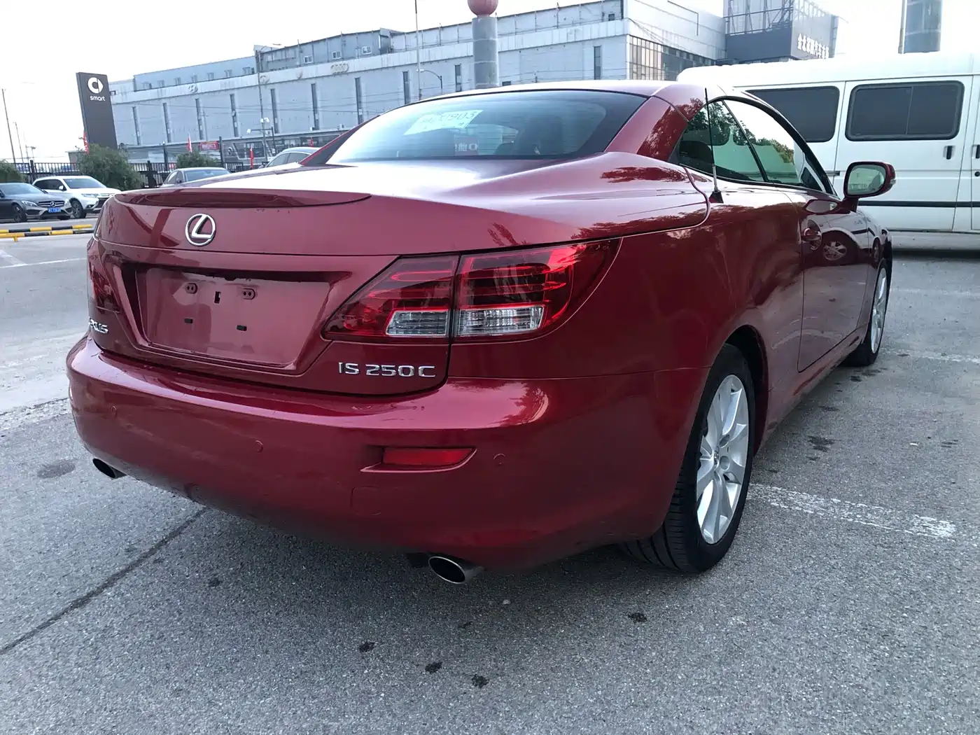 Lexus IS 2011 250C фото 6