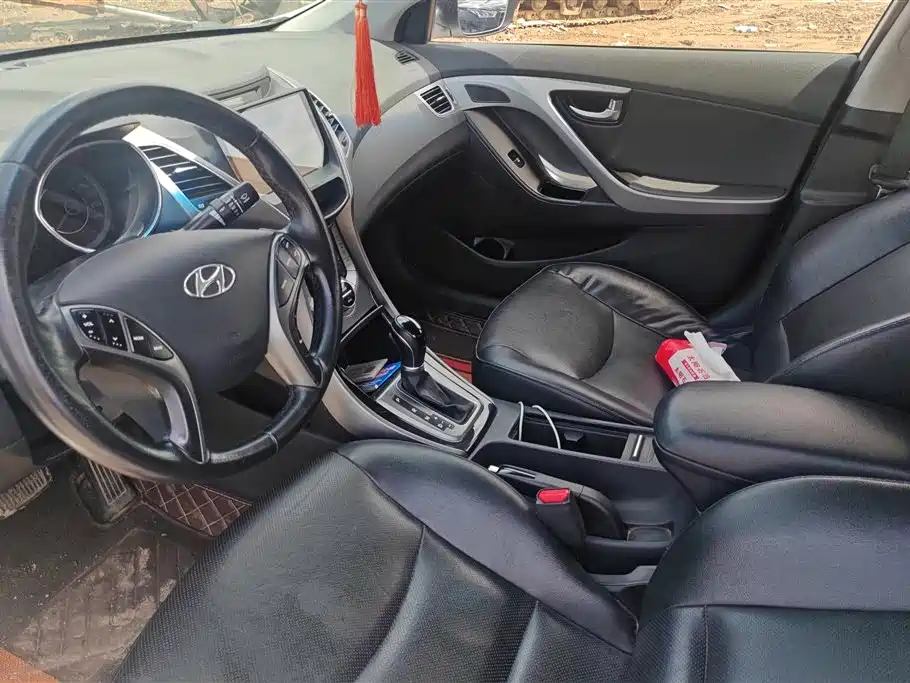 Hyundai Langdong 2016 1.6L Automatic Premium Edition фото 12