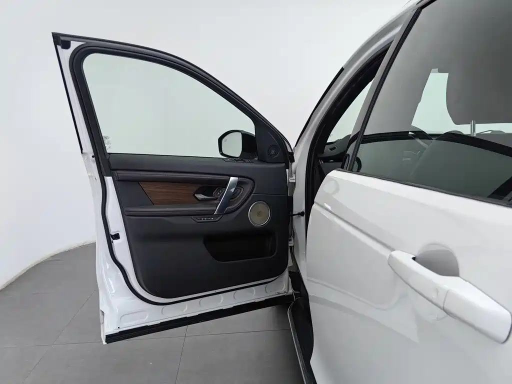 Land Rover Discovery Sport PHEV 2021 2021 P300e Performance Tech Edition