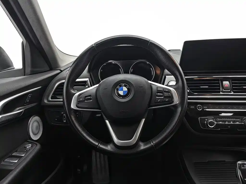 Фото 11 - BMW 1 Series