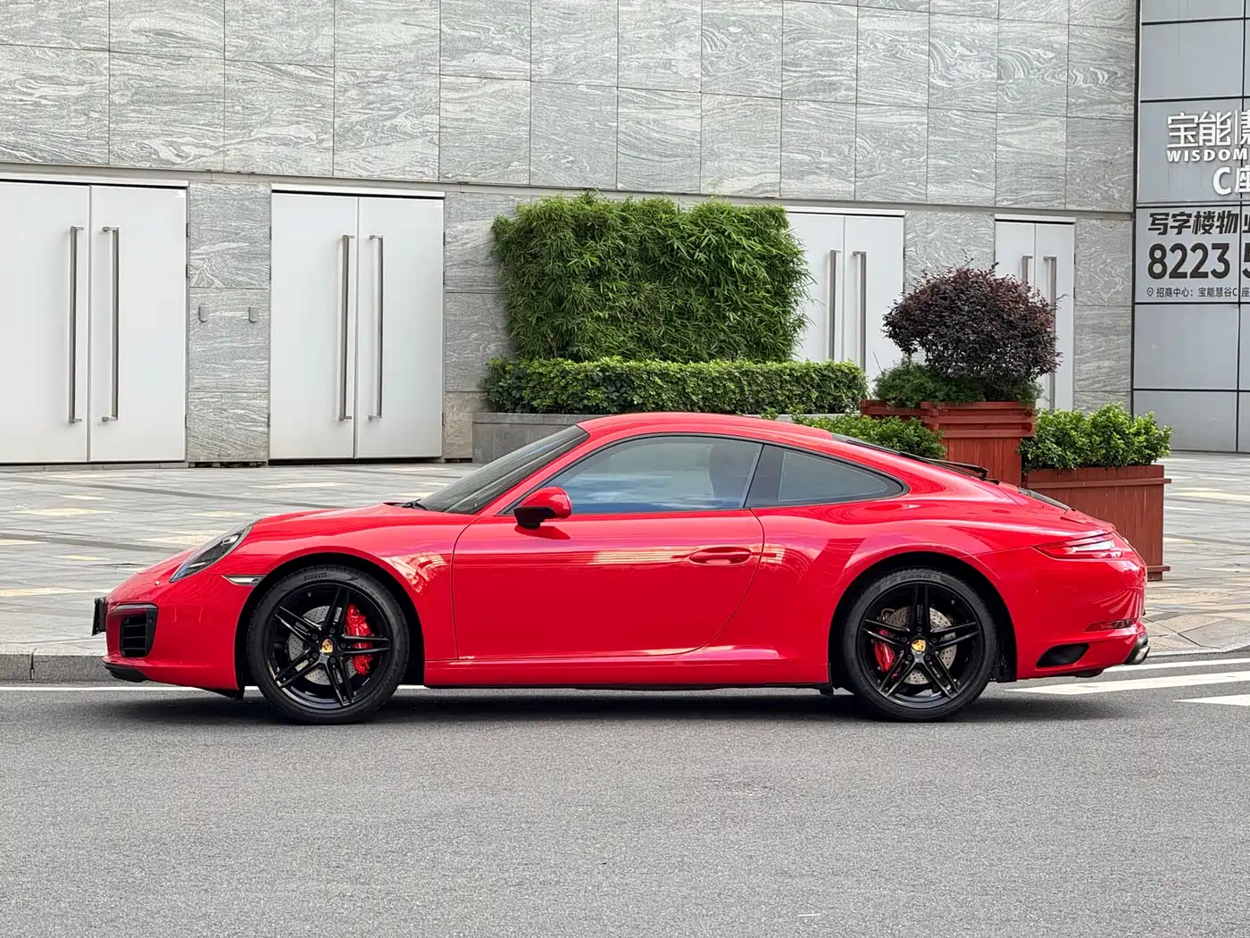 Porsche 911 2016 Carrera 3.0T фото 18