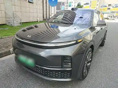 Li Auto L7