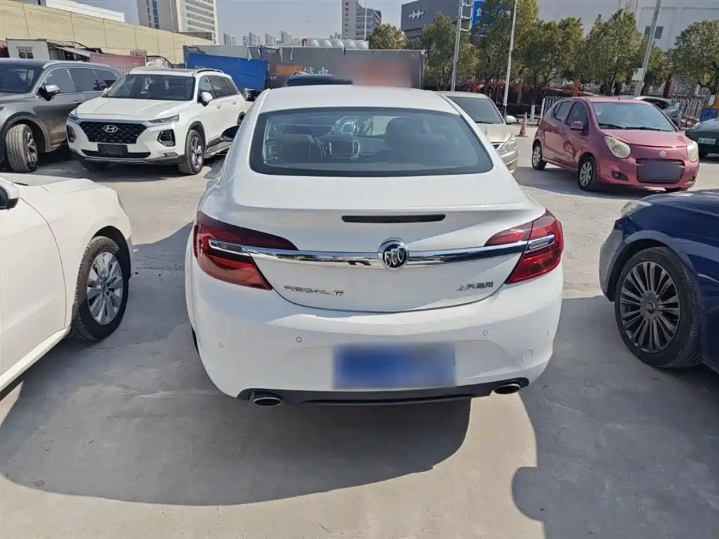 Buick Regal 2015 1.6T Leading Tech Edition фото 4