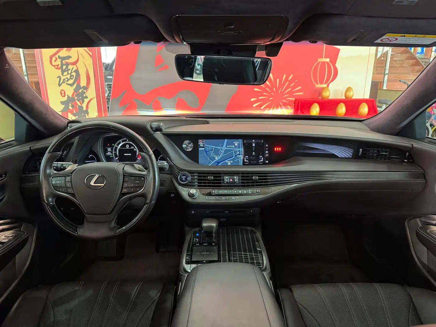 Lexus LS 2018 500h Luxury Edition China V фото 8