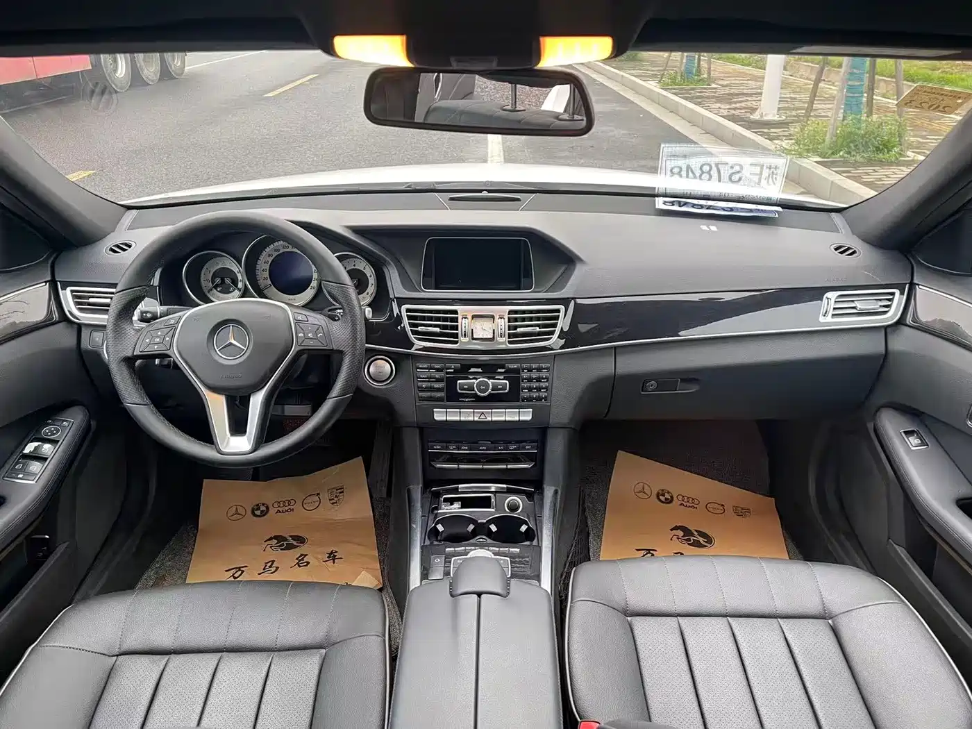 Mercedes-Benz E-Class 2015 E 180 L фото 16