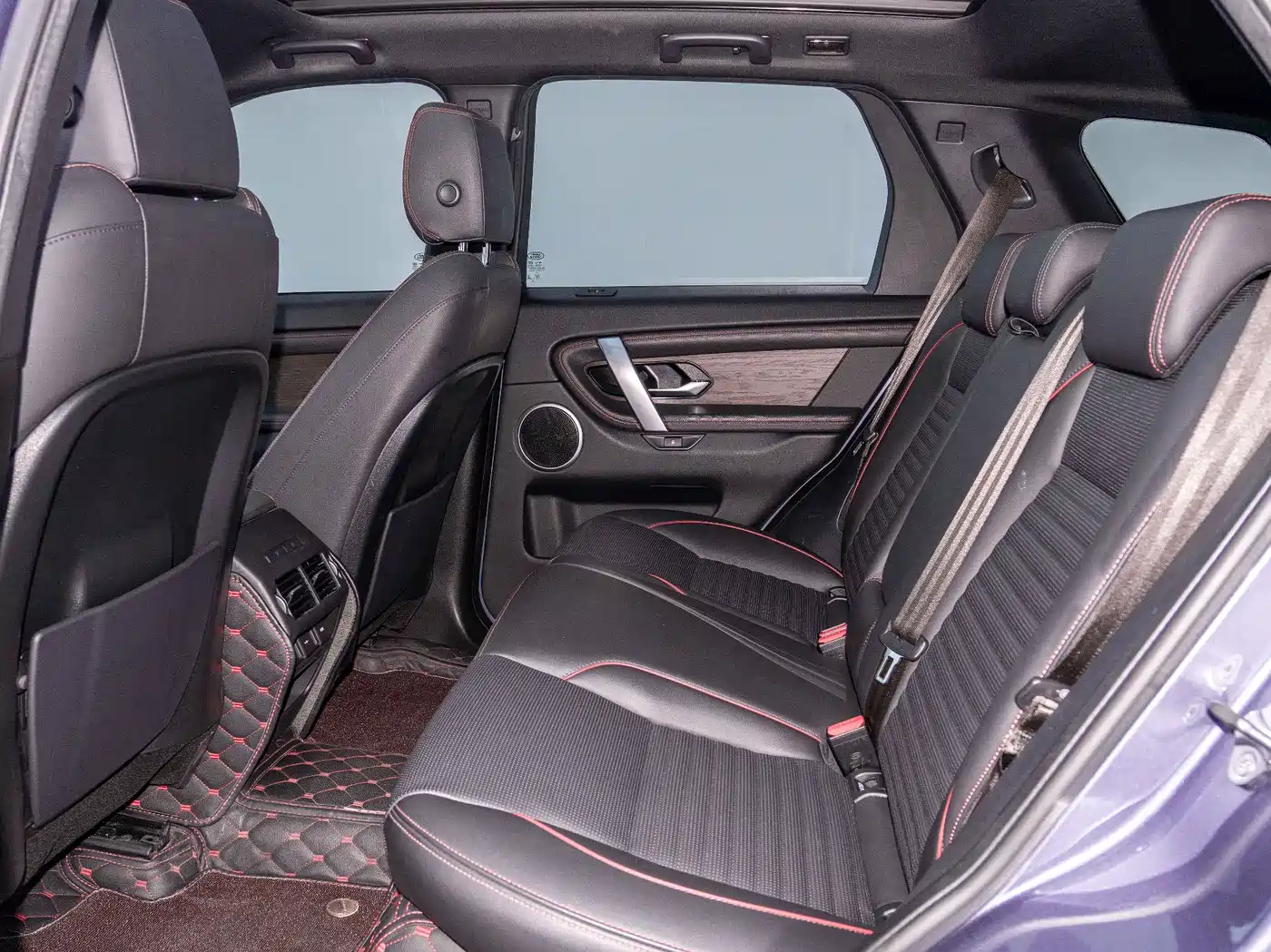 LAND ROVER DISCOVER SPORTS