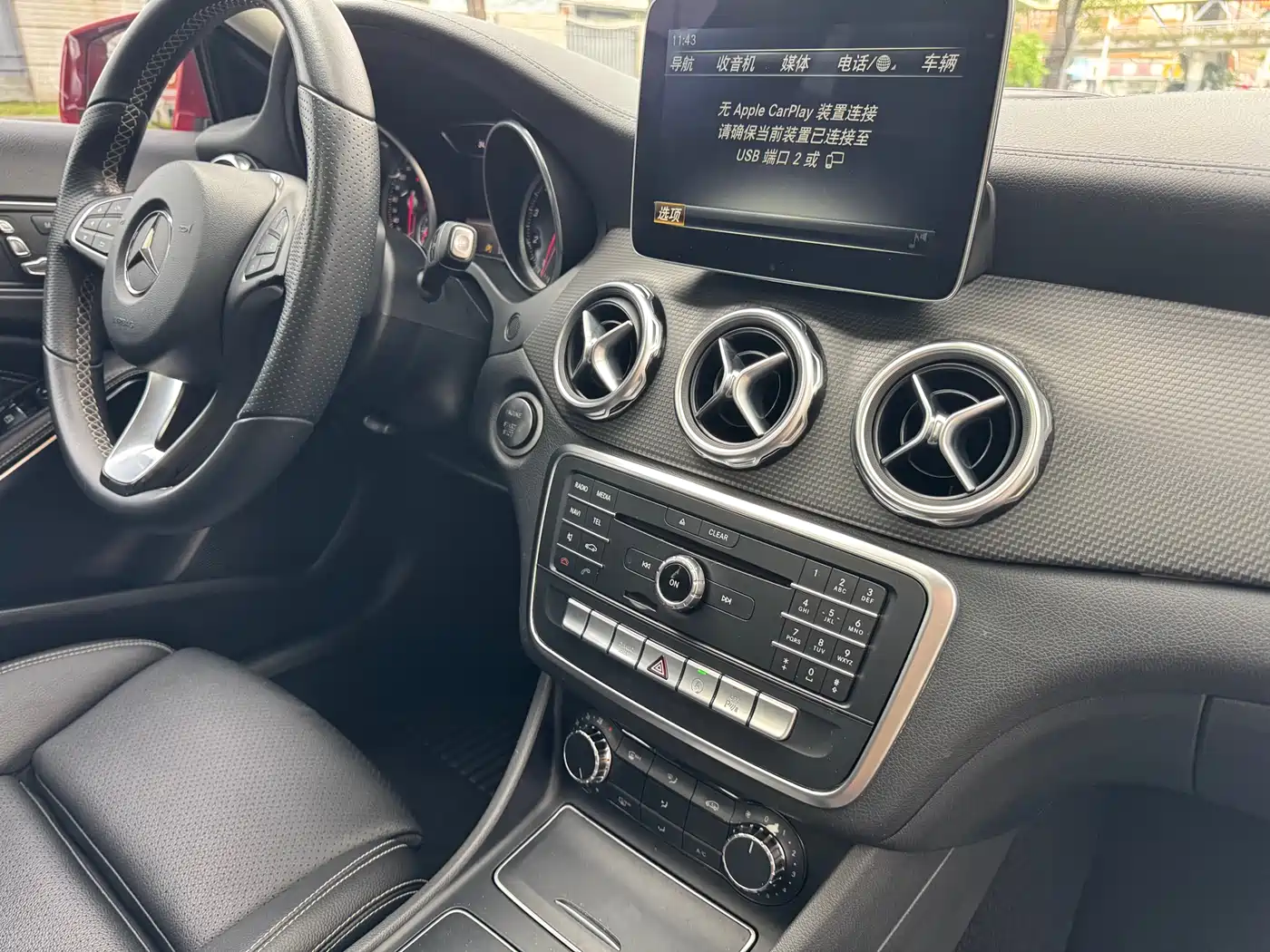 Mercedes-Benz GLA 2017 GLA 200 Fashion фото 14