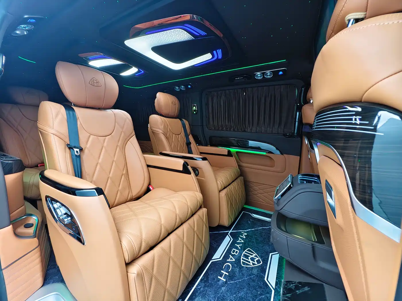 Mercedes-Benz Vito 2018 2.0T Business Edition China VI фото 22